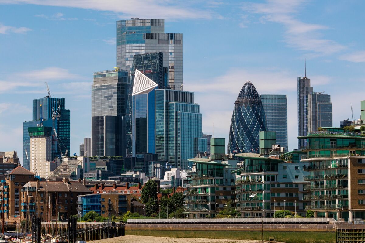 London IPO Revival Faces Setback as Hopefuls Consider Delays