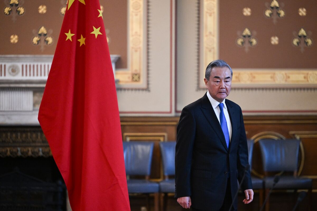 China’s Wang Yi Urges Talks to Sustain Fragile Iran-US Ceasefire