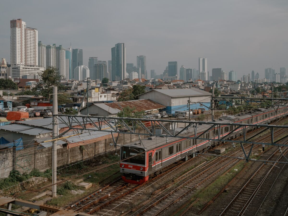 Market Rout Puts Pressure on Indonesia to Deliver Concrete Steps