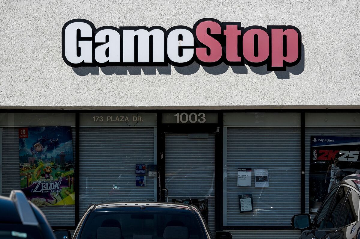 GameStop Shares Roiled by Short-Lived Roaring Kitty Posts