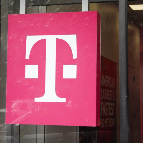 T-Mobile moving tens of thousands of virtual machines off VMware amid lawsuit