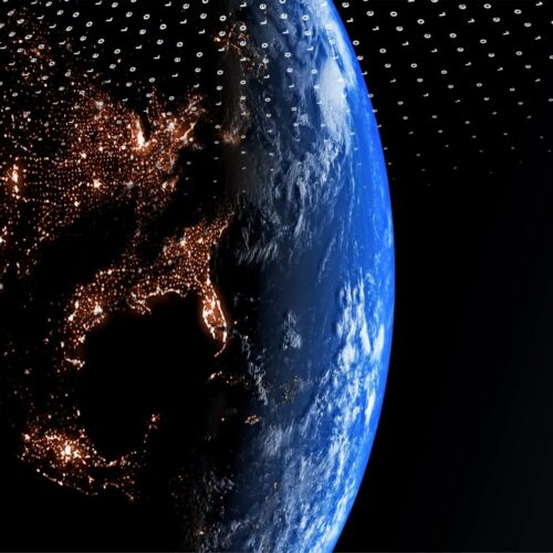 SpaceX tries to convince FCC that Amazon put satellites into wrong altitude