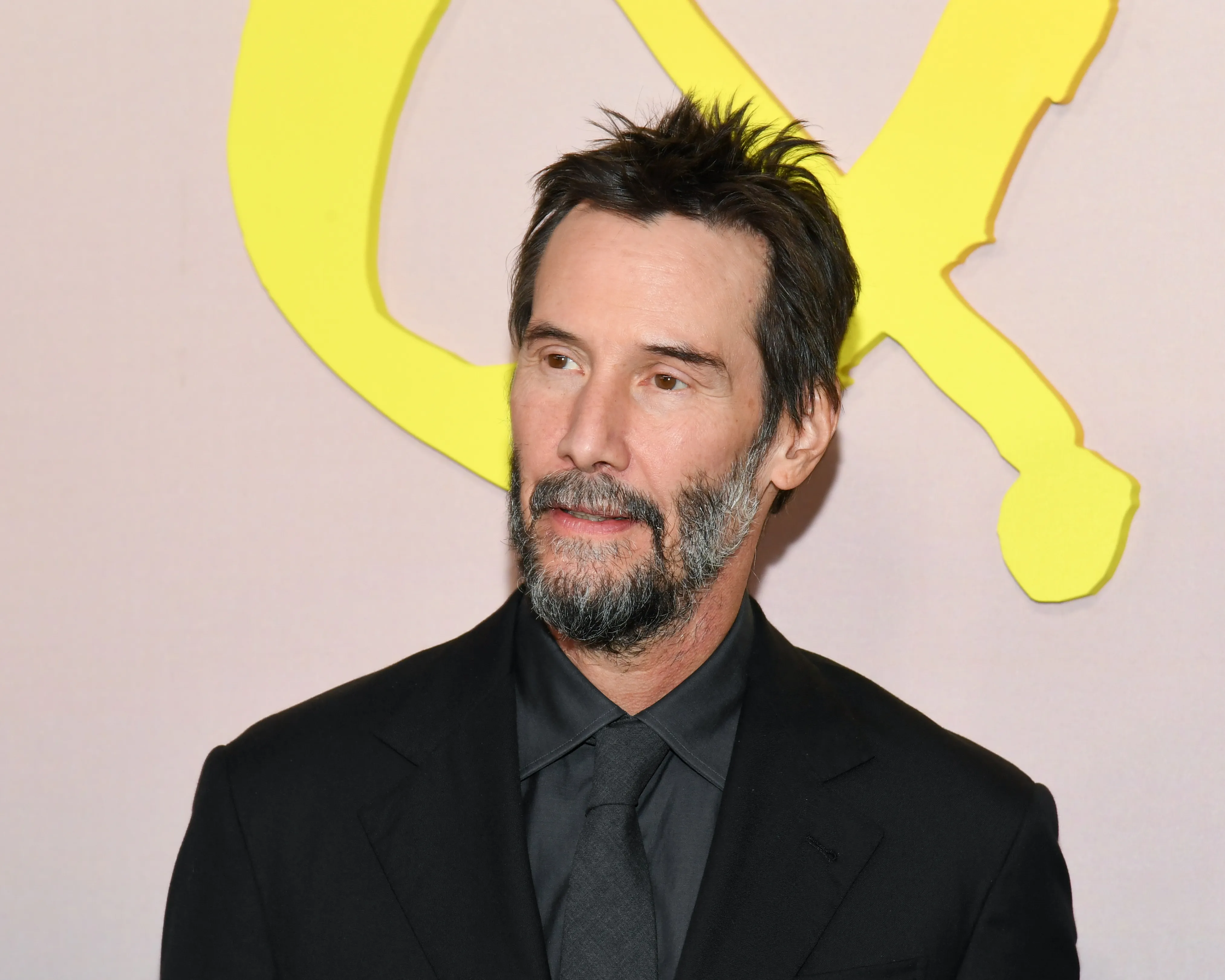 “Self Sabotage”: Keanu Reeves Urges Leniency For Director Who Scammed $11M From Netflix