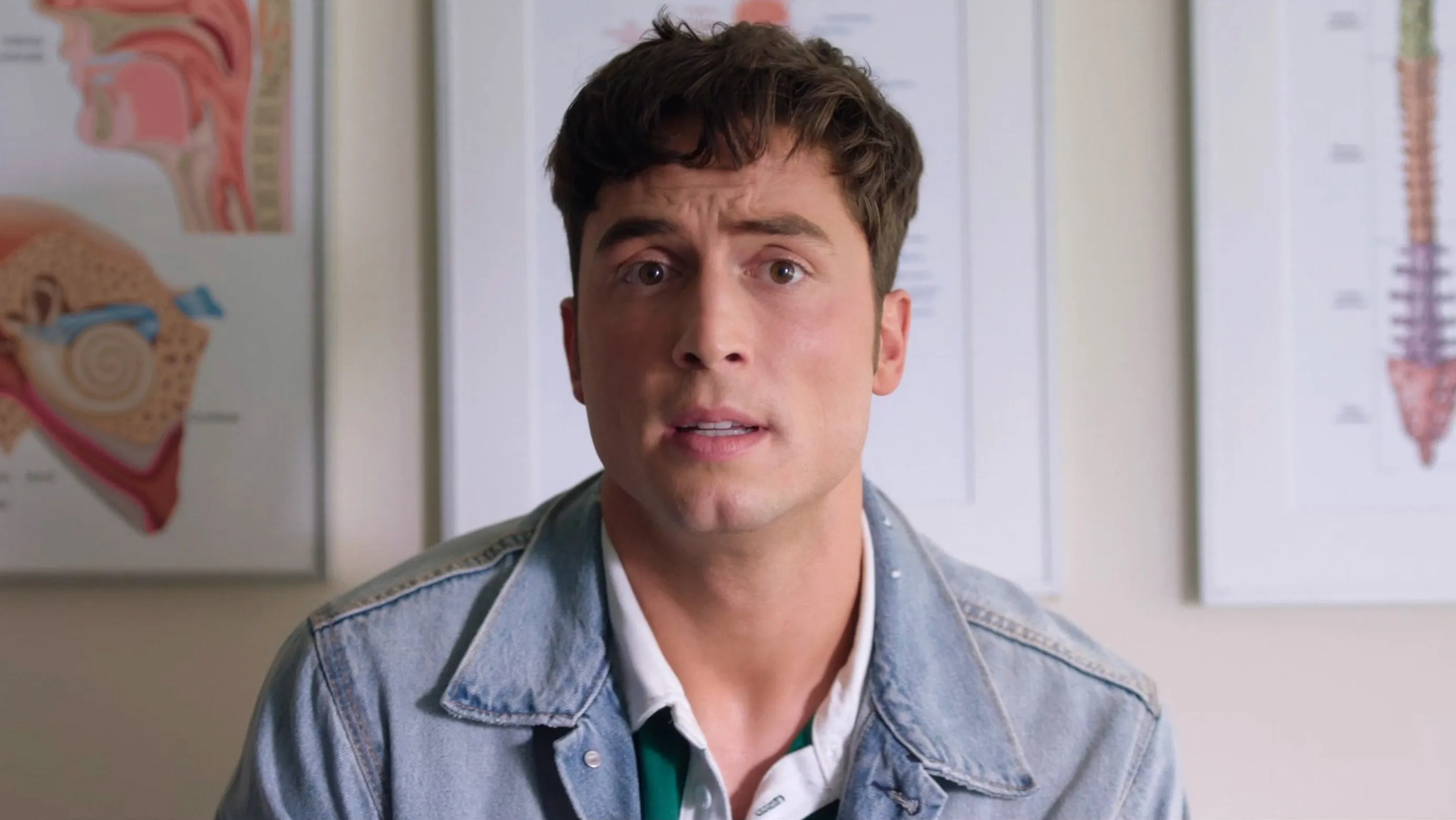 ‘Overcompensating’s Benito Skinner Plays Two Roles In Season 2, Teases “Something Sinister”