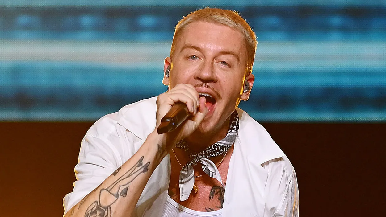 Macklemore Emphasizes “Free Palestine” Pleas Are “In No Way A Criticism” Of Jewish People: “My Message Is For Peace”