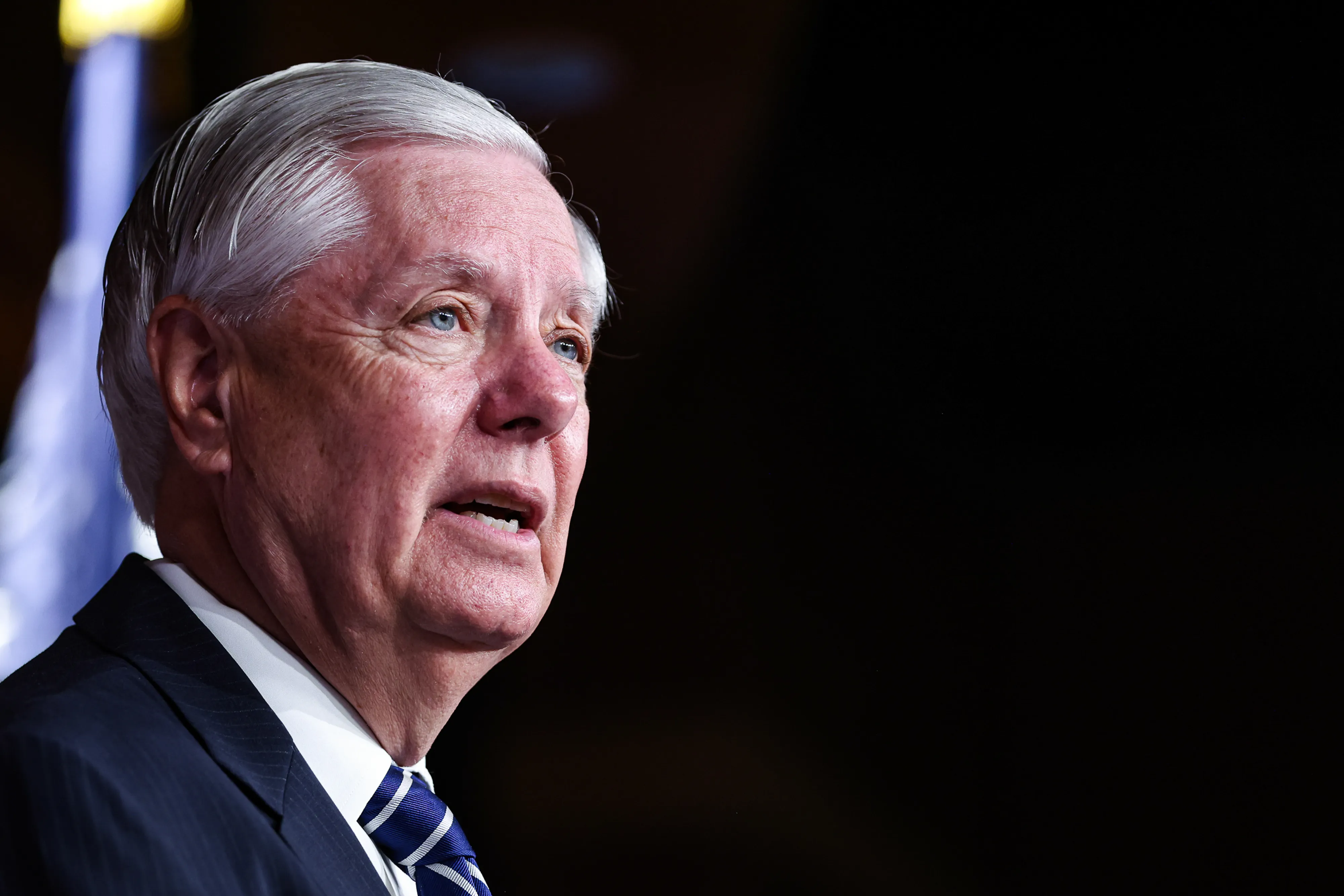 There Are Endless Conspiracy Theories About Lindsay Graham's Death