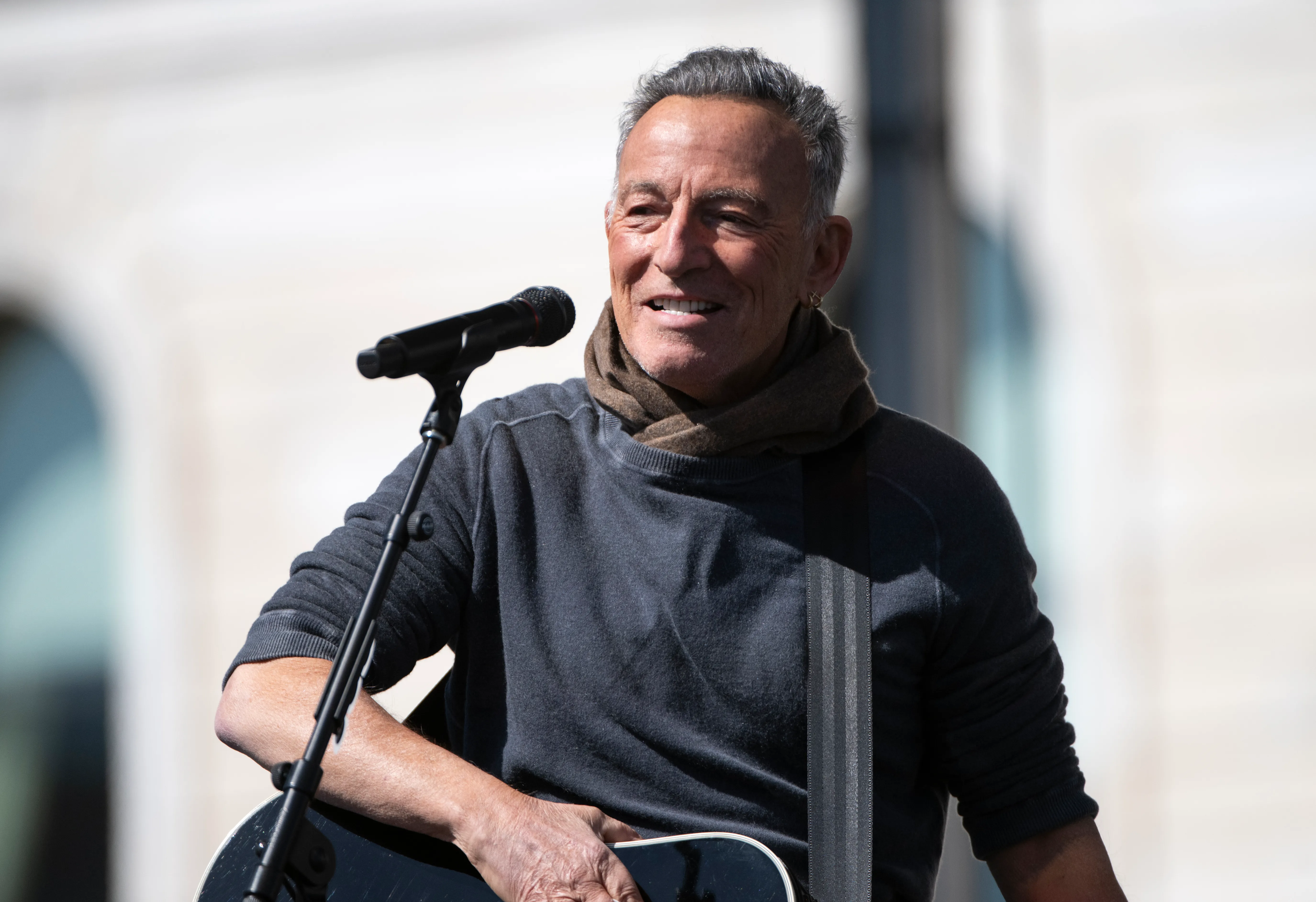 Bruce Springsteen Performs ‘Streets of Minneapolis’ at No Kings Rally in St. Paul: ‘Your Strength and Commitment Told Us This Is Still America’