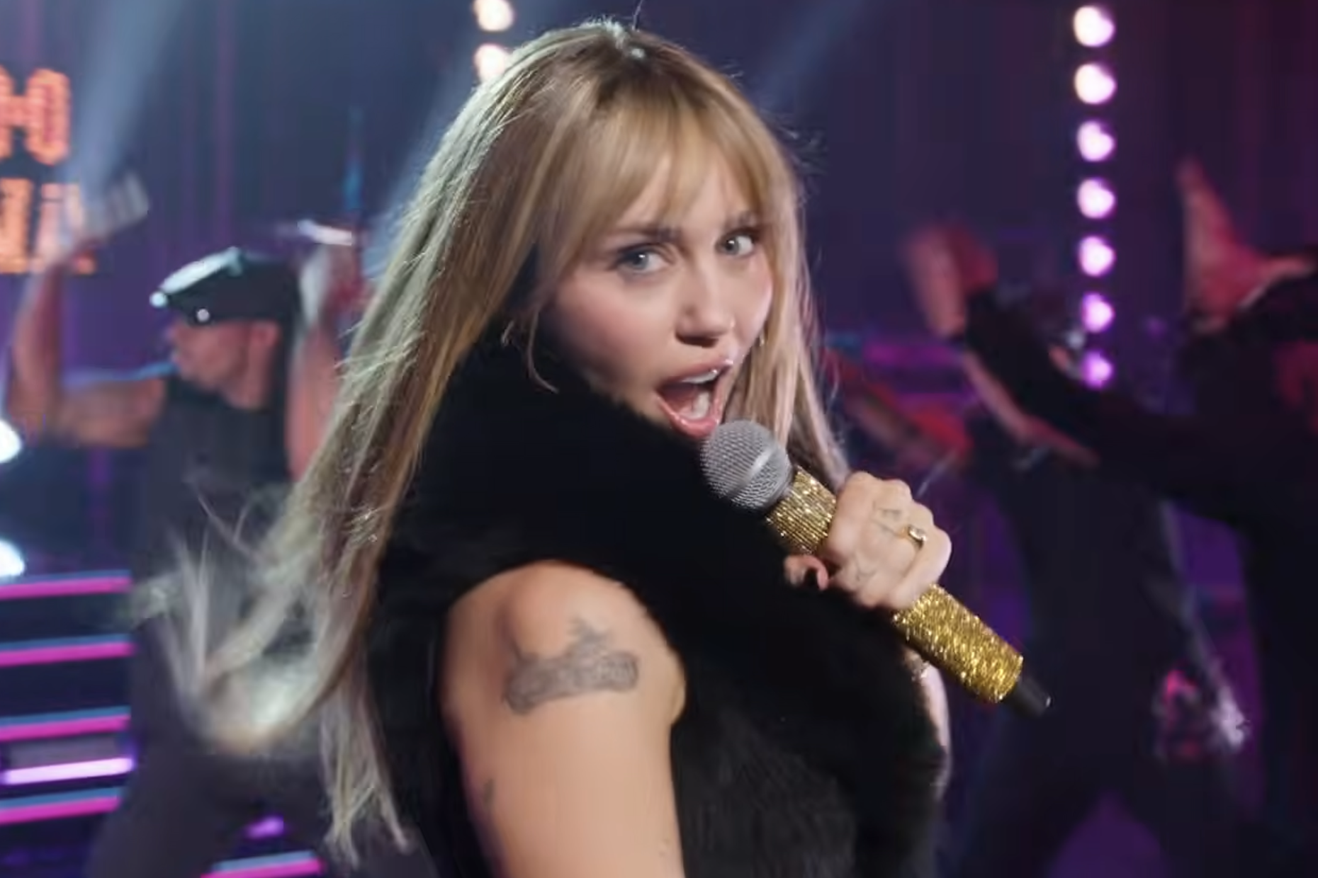 What’s in the ‘Hannah Montana’ 20th Anniversary Special? Surprise Guests, a New Miley Cyrus Song and More