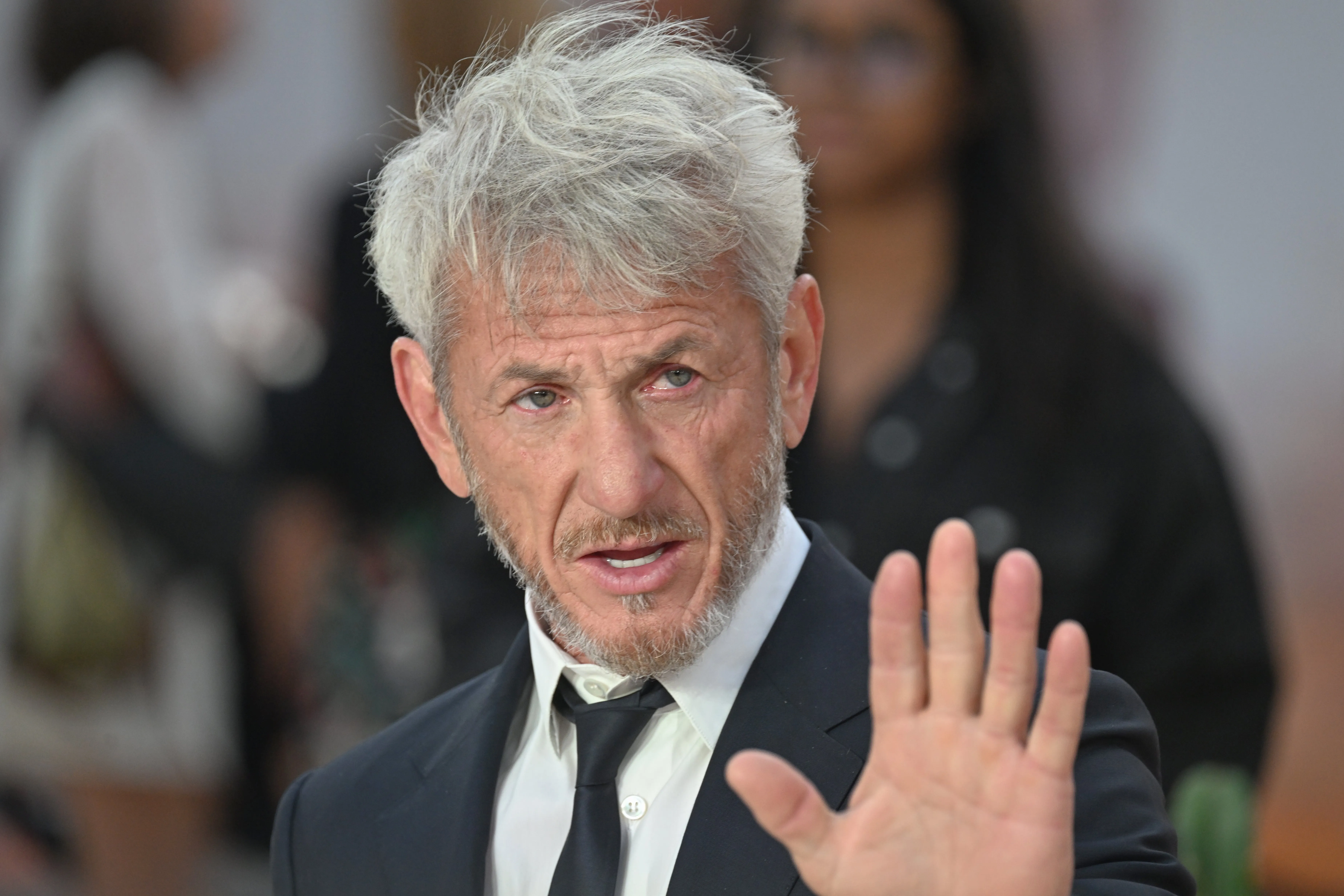 Don’t Ask Sean Penn for a Selfie — Even If You’re a Holocaust Survivor