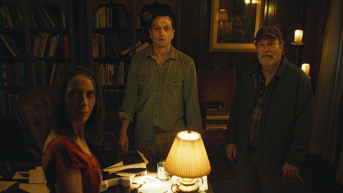 Why ‘Widow’s Bay,’ Matthew Rhys and Breakout Kate O’Flynn Should Scare the Rest of the Emmy Comedy Field