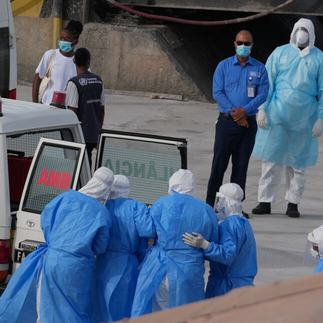Experts wonder ‘Where is the CDC?’ as hantavirus outbreak unfolds